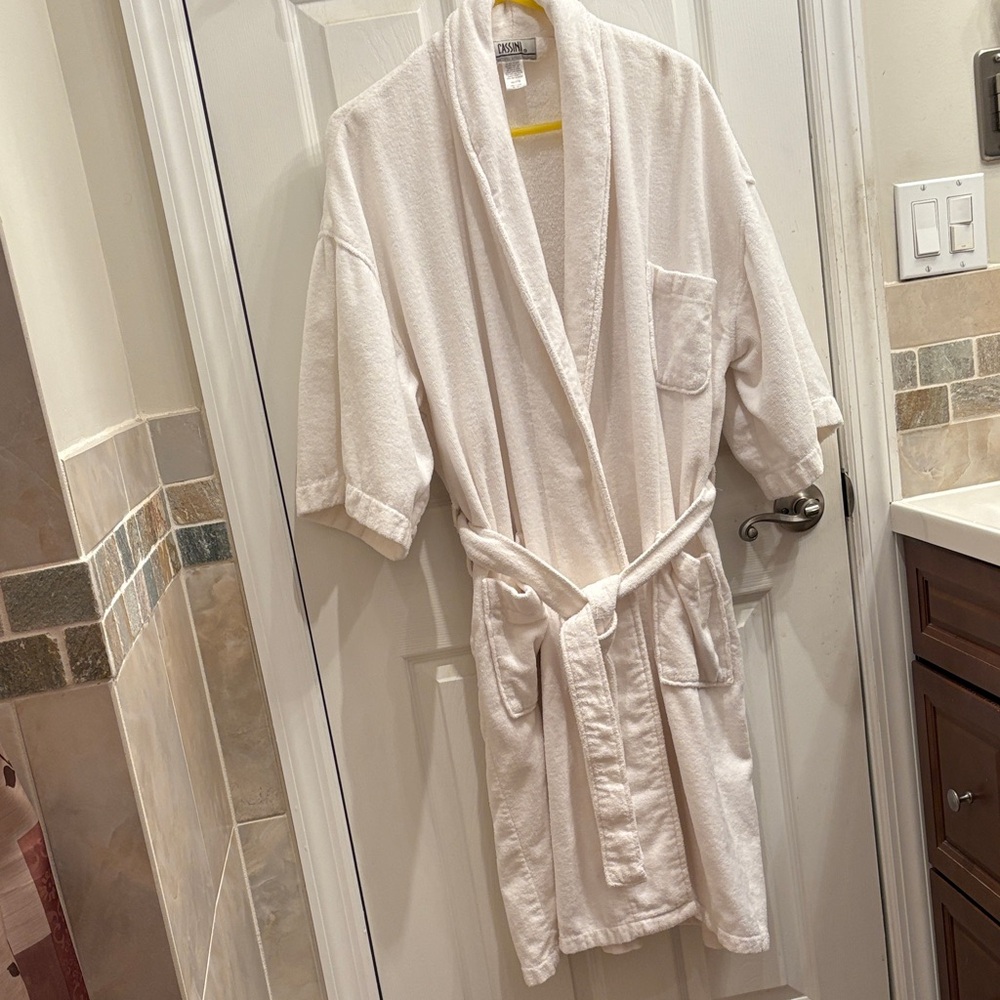 Elegant White Terry Cloth Robe